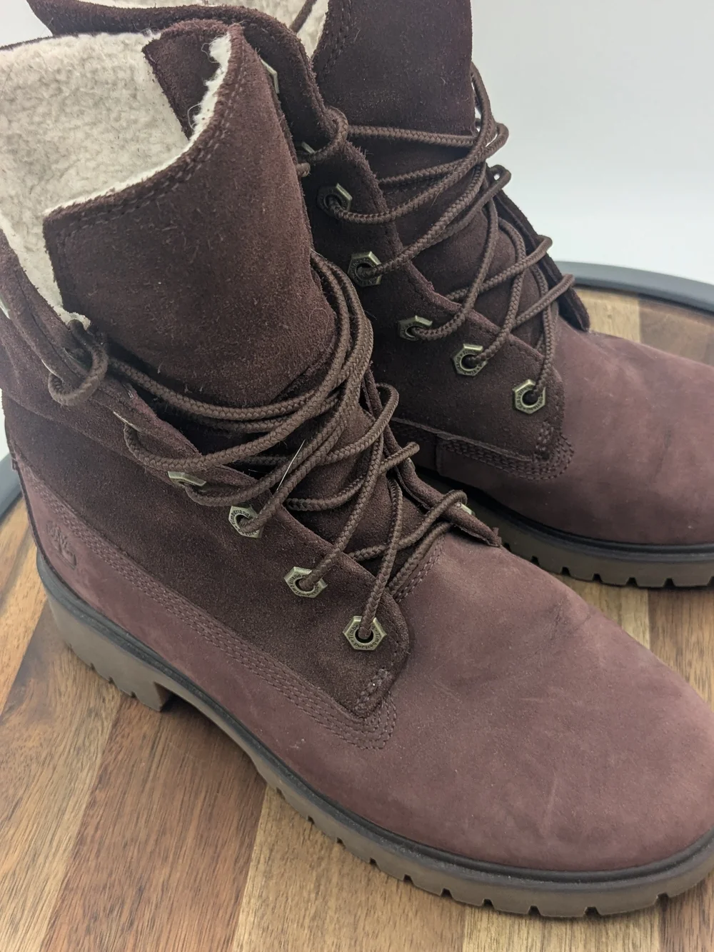 Timberland A1SGJ Women's Size 6 BurgundyNubuck Sherpa Lined Lace Up Winter Boots